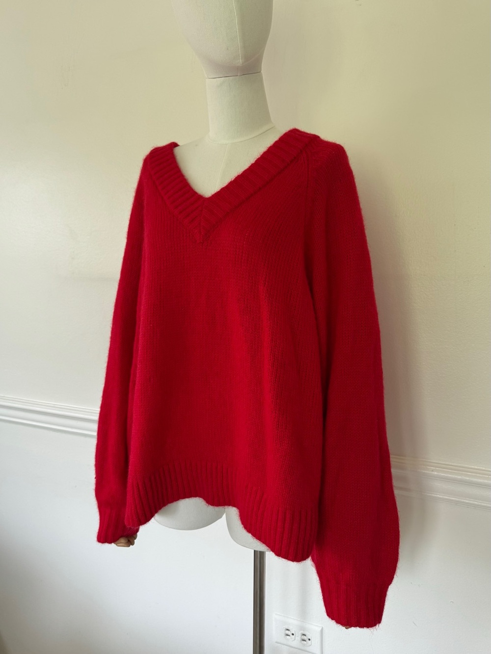 Old Navy Vibrant Red V-Neck Women's Sweater